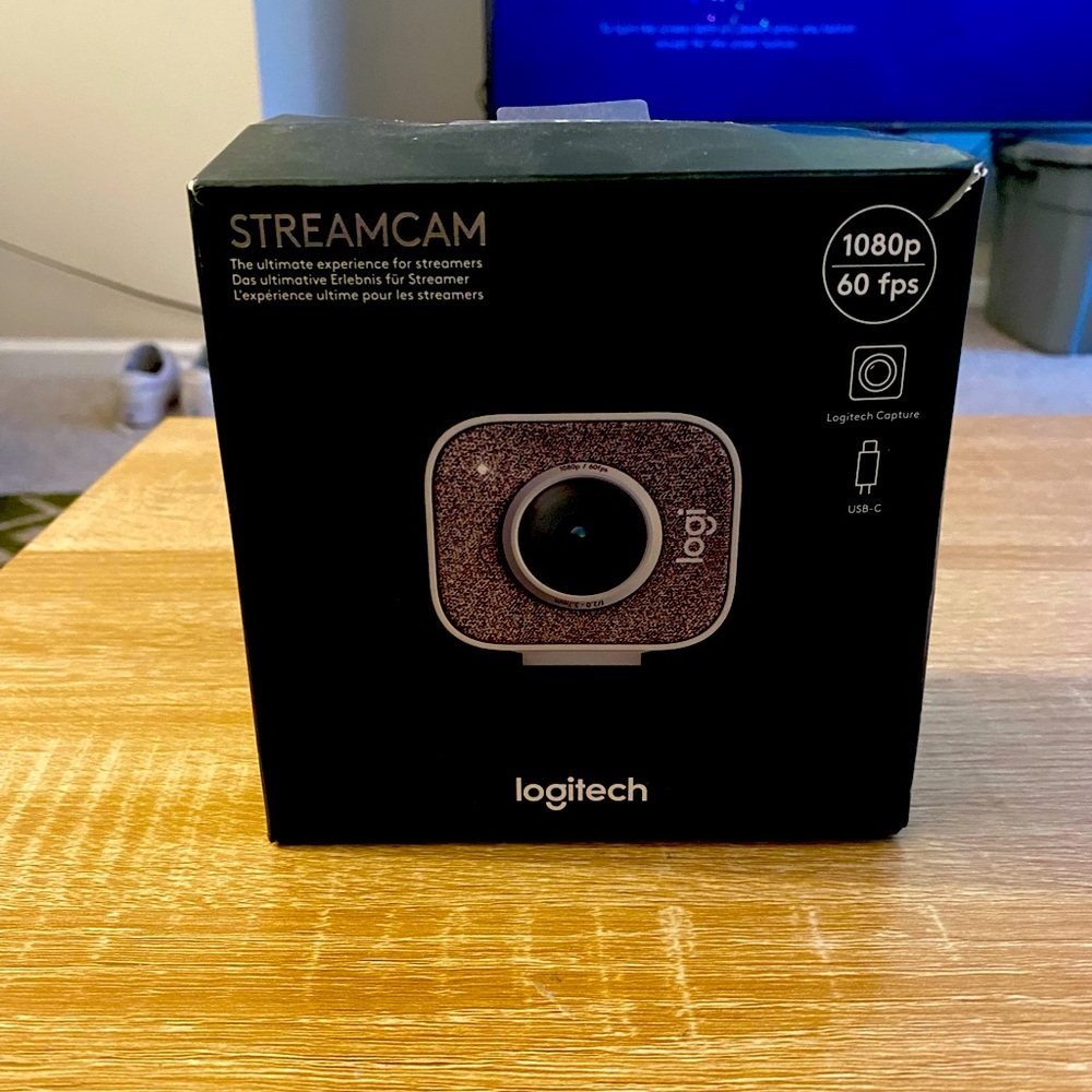 LOGITECH STREAMCAM BRAND NEW BOX OPENED NEVER USED